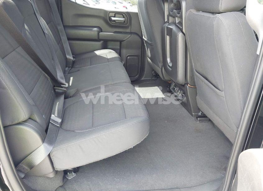 Photo 8 of 2021 Chevrolet Silverado 1500 4WD SHORT BED LT WITH 2FL (VIN 3GCPYJEK7MG426518)