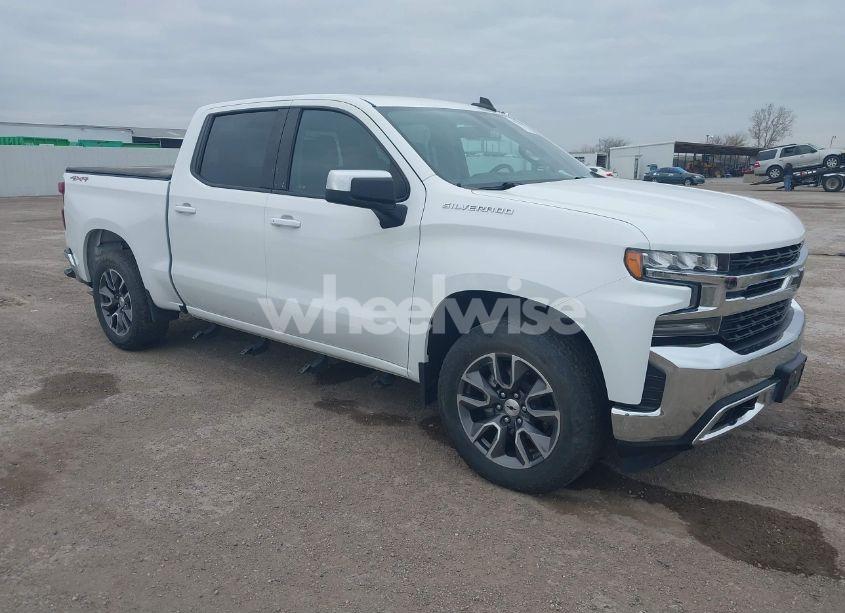 2022 Chevrolet Silverado 1500 LTD 4WD SHORT BED LT WITH 2FL (VIN 3GCPYJEK8NG138427) main photo