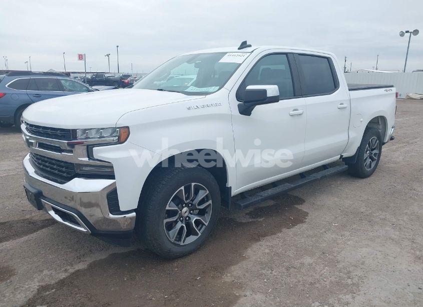 Photo 2 of 2022 Chevrolet Silverado 1500 LTD 4WD SHORT BED LT WITH 2FL (VIN 3GCPYJEK8NG138427)