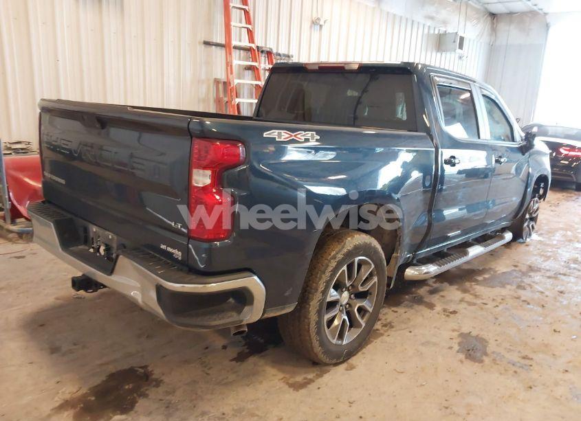 Photo 4 of 2022 Chevrolet Silverado 1500 LTD 4WD SHORT BED LT WITH 2FL (VIN 3GCPYJEK8NG217855)