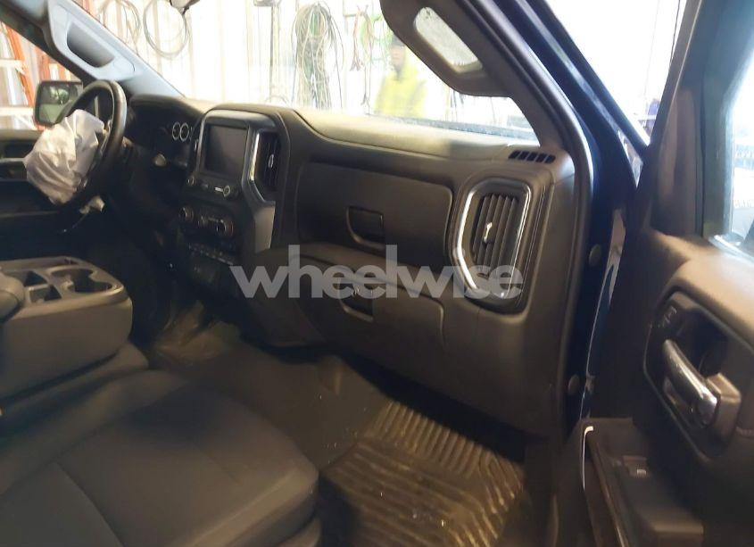 Photo 5 of 2022 Chevrolet Silverado 1500 LTD 4WD SHORT BED LT WITH 2FL (VIN 3GCPYJEK8NG217855)