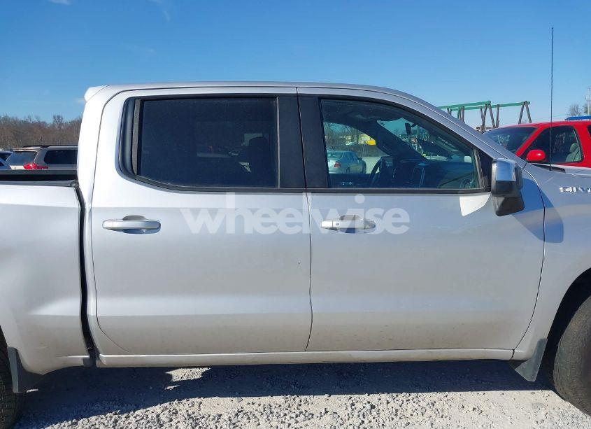 Photo 13 of 2021 Chevrolet Silverado 1500 4WD SHORT BED LT WITH 2FL (VIN 3GCPYJEKXMG314523)