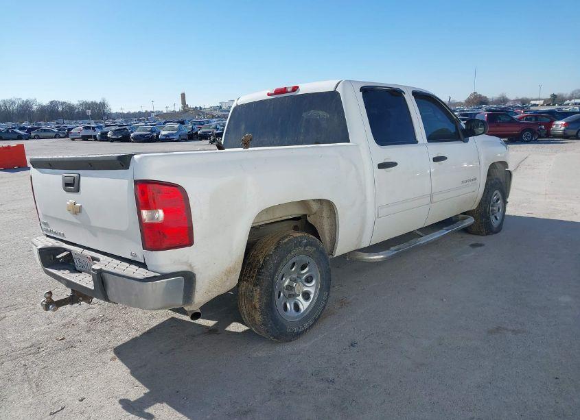Photo 4 of 2010 Chevrolet Silverado 1500 LS (VIN 3GCRCREA4AG280247)