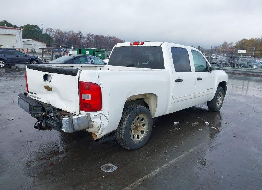 Photo 4 of 2010 Chevrolet Silverado 1500 LS (VIN 3GCRCREA9AG202515)