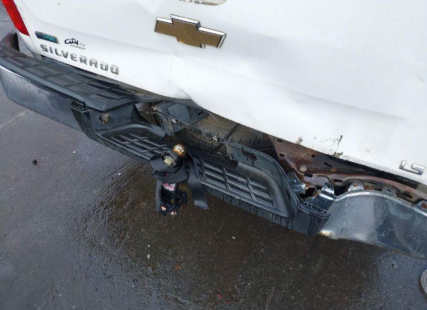 Photo 6 of 2010 Chevrolet Silverado 1500 LS (VIN 3GCRCREA9AG202515)