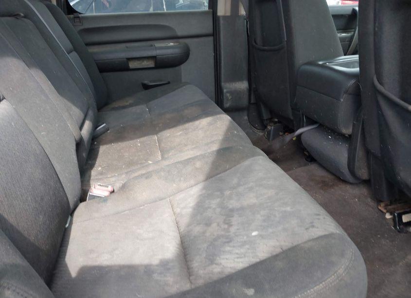 Photo 8 of 2010 Chevrolet Silverado 1500 LS (VIN 3GCRCREA9AG239886)