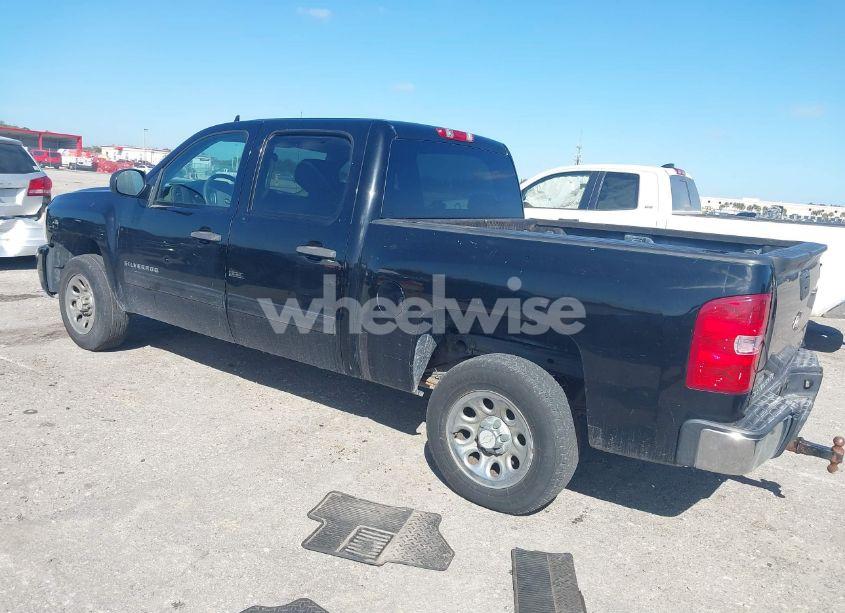 Photo 3 of 2010 Chevrolet Silverado 1500 LS (VIN 3GCRCREA9AG267087)