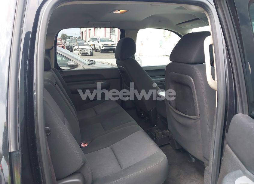 Photo 8 of 2010 Chevrolet Silverado 1500 LT (VIN 3GCRCSE00AG104875)