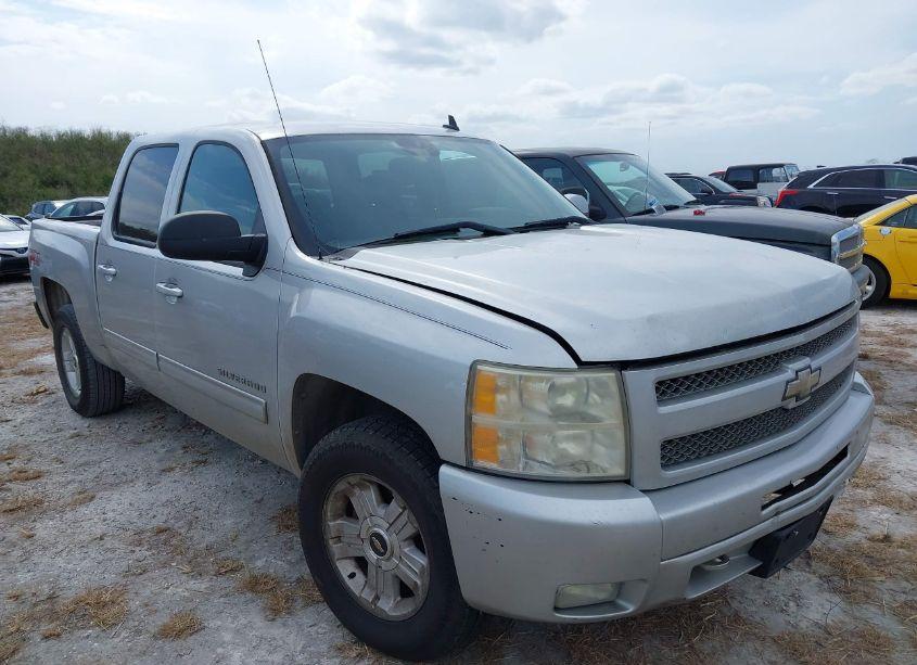 2010 Chevrolet Silverado 1500 LT (VIN 3GCRCSE01AG197941) main photo