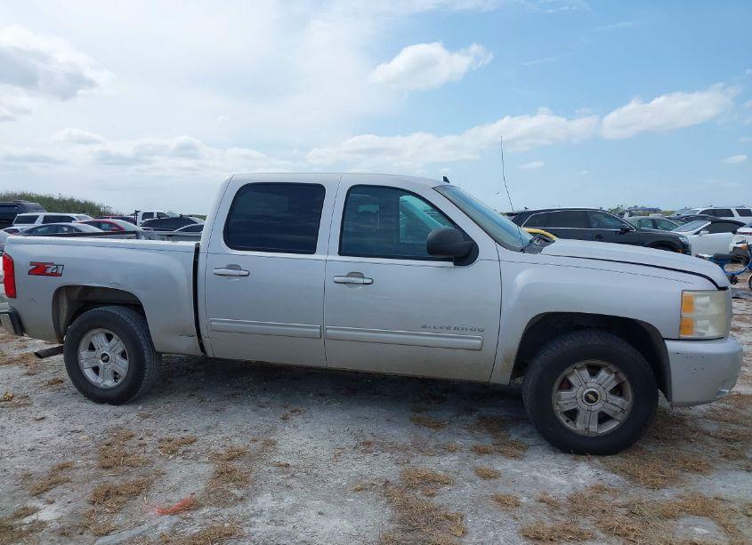 Photo 12 of 2010 Chevrolet Silverado 1500 LT (VIN 3GCRCSE01AG197941)