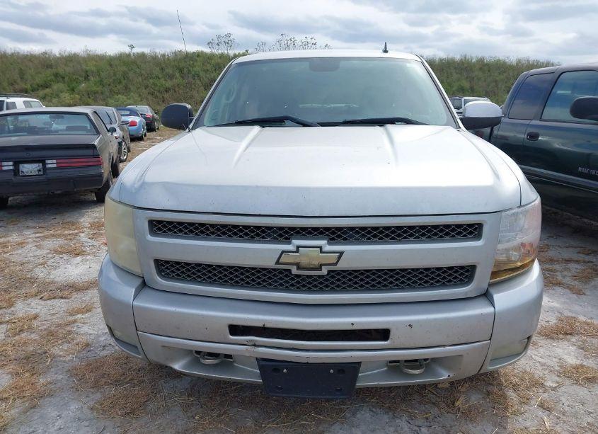 Photo 6 of 2010 Chevrolet Silverado 1500 LT (VIN 3GCRCSE01AG197941)