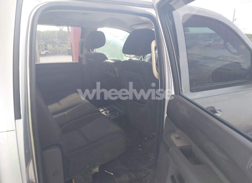 Photo 8 of 2010 Chevrolet Silverado 1500 LT (VIN 3GCRCSE05AG151576)