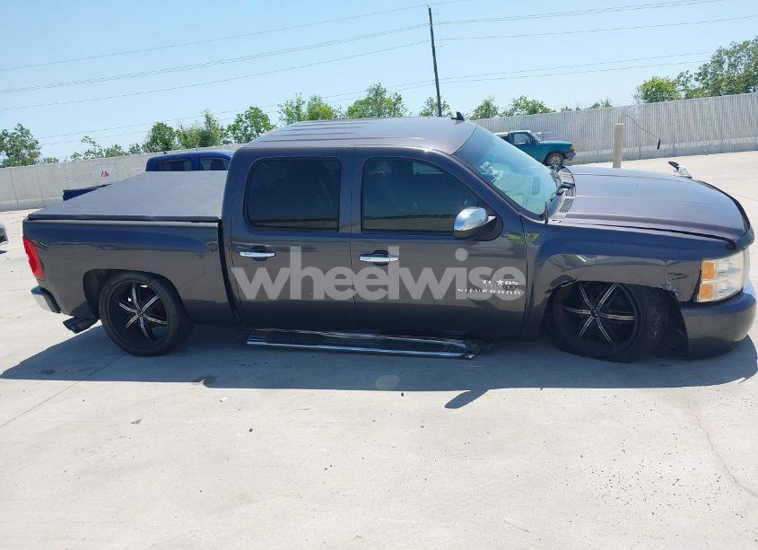 Photo 13 of 2010 Chevrolet Silverado 1500 LT (VIN 3GCRCSE06AG138545)