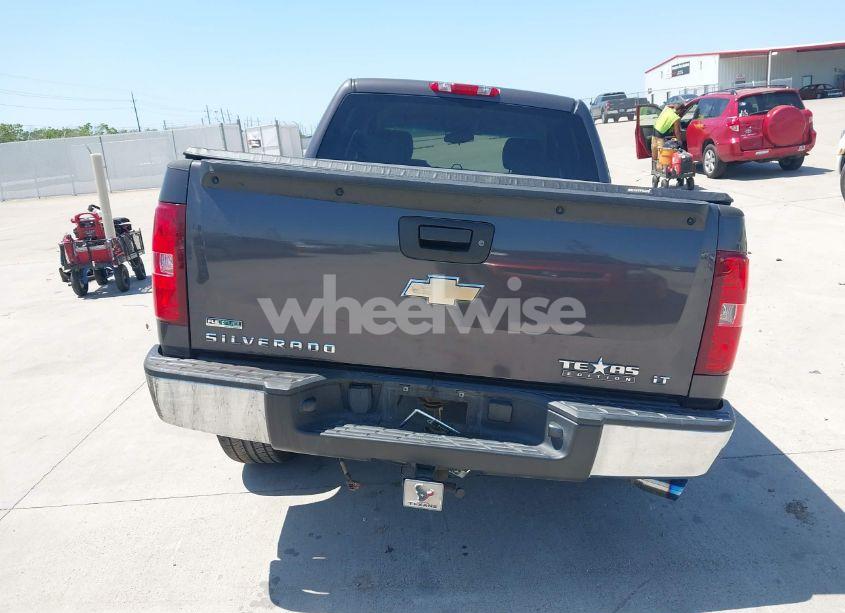 Photo 16 of 2010 Chevrolet Silverado 1500 LT (VIN 3GCRCSE06AG138545)