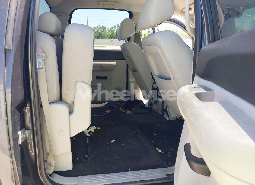 Photo 8 of 2010 Chevrolet Silverado 1500 LT (VIN 3GCRCSE06AG138545)