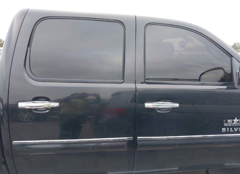 Photo 13 of 2010 Chevrolet Silverado 1500 LT (VIN 3GCRCSE06AG297601)