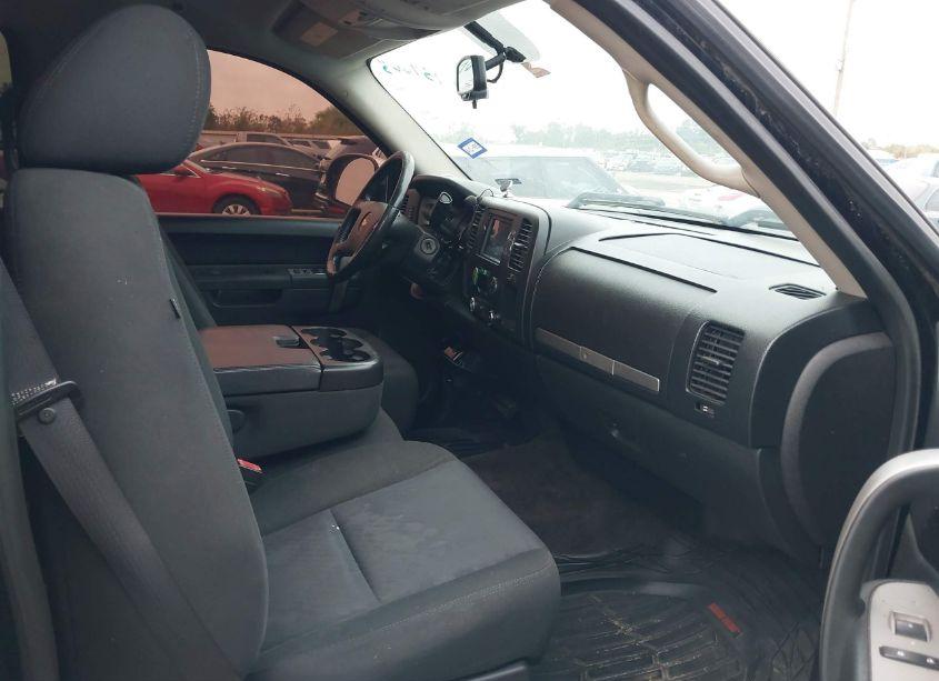 Photo 5 of 2010 Chevrolet Silverado 1500 LT (VIN 3GCRCSE06AG297601)