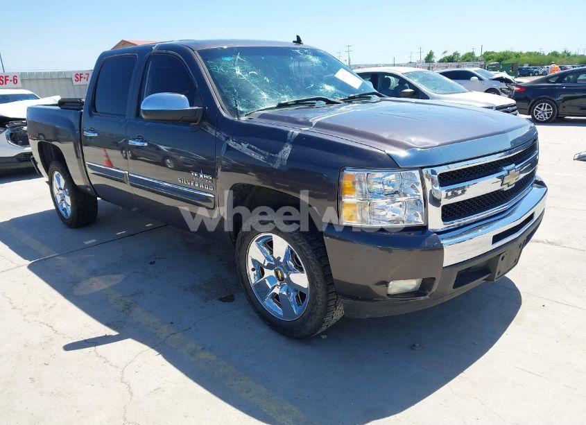 2010 Chevrolet Silverado 1500 LT (VIN 3GCRCSE08AG147831) main photo