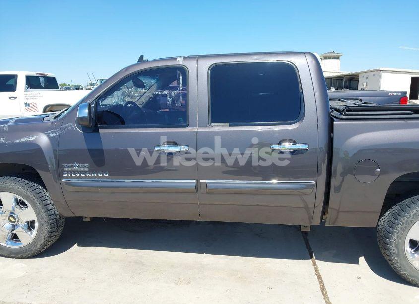 Photo 14 of 2010 Chevrolet Silverado 1500 LT (VIN 3GCRCSE08AG147831)