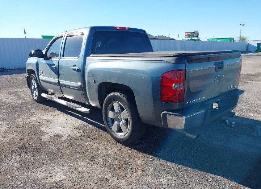 Photo 3 of 2010 Chevrolet Silverado 1500 LT (VIN 3GCRCSE09AG210175)