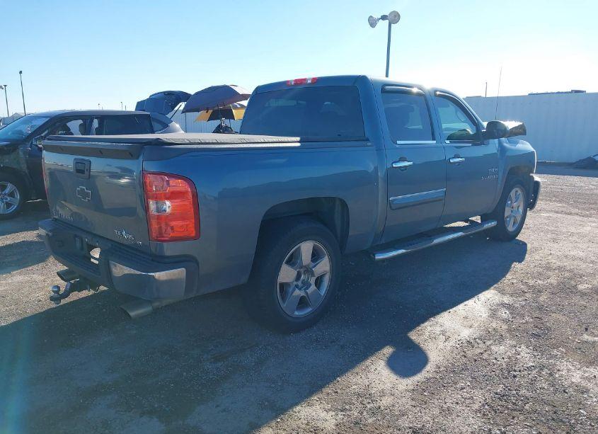 Photo 4 of 2010 Chevrolet Silverado 1500 LT (VIN 3GCRCSE09AG210175)