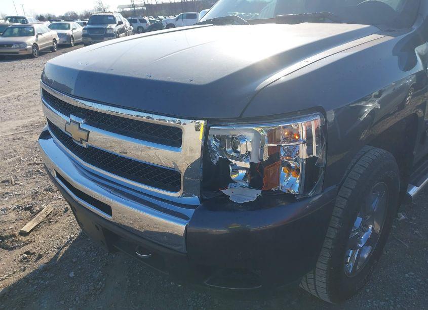 Photo 6 of 2010 Chevrolet Silverado 1500 LT (VIN 3GCRCSE09AG243144)