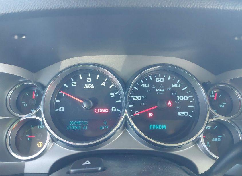 Photo 7 of 2010 Chevrolet Silverado 1500 LT (VIN 3GCRCSE09AG243144)