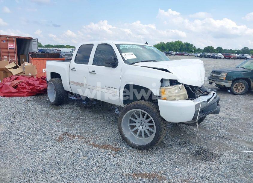 2010 Chevrolet Silverado 1500 LT (VIN 3GCRCSE0XAG129542) main photo