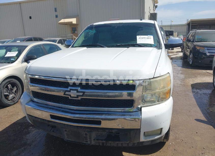 Photo 12 of 2010 Chevrolet Silverado 1500 LT (VIN 3GCRCSE0XAG296936)