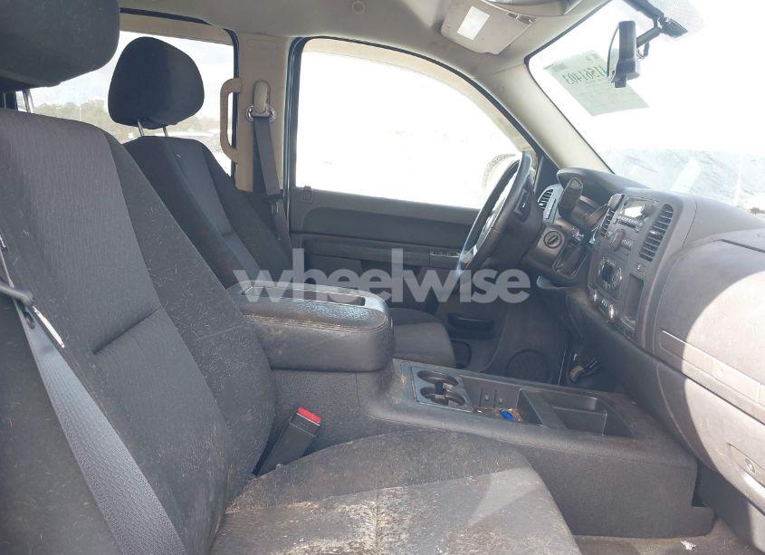 Photo 5 of 2010 Chevrolet Silverado 1500 XTRA FUEL ECONOMY (VIN 3GCRCSE39AG147444)