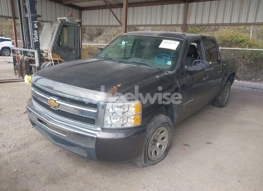 Photo 2 of 2010 Chevrolet Silverado 1500 LT (VIN 3GCRCSEA1AG155651)