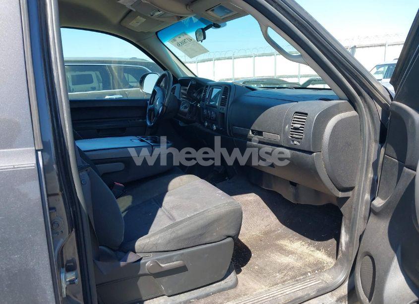 Photo 5 of 2010 Chevrolet Silverado 1500 LT (VIN 3GCRCSEA2AG188643)