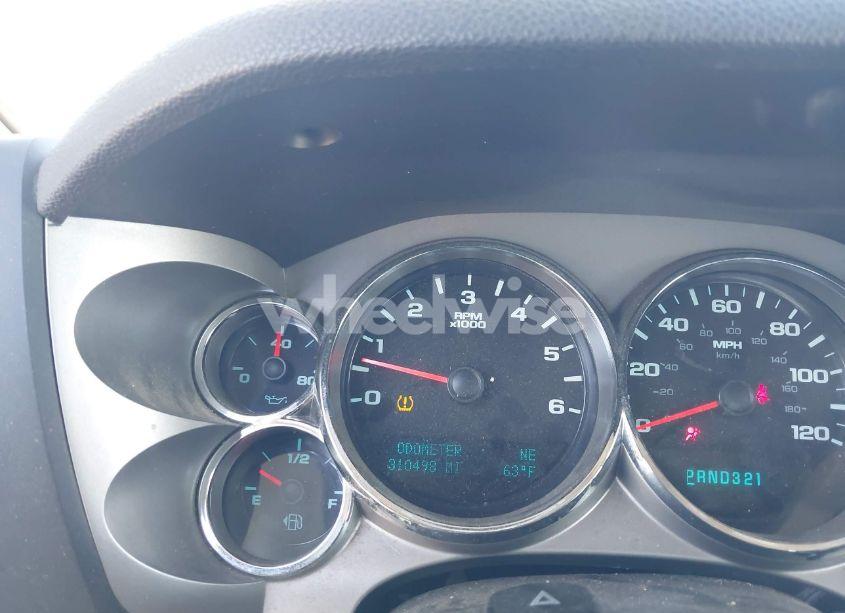 Photo 7 of 2010 Chevrolet Silverado 1500 LT (VIN 3GCRCSEA2AG188643)