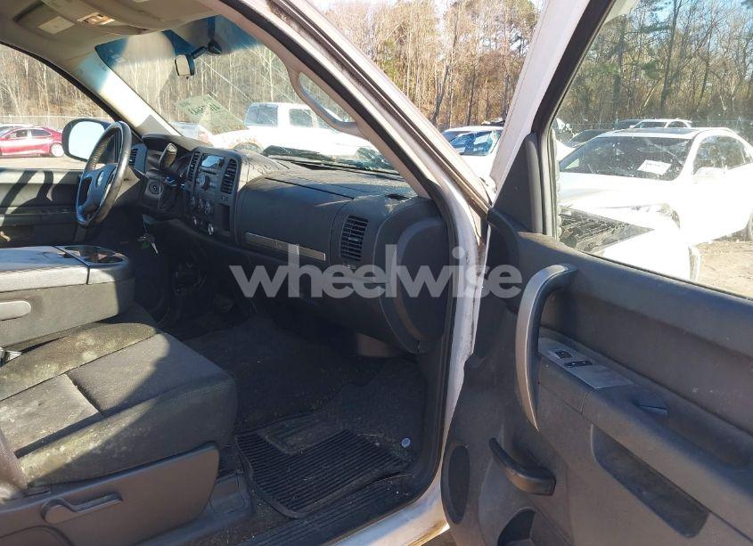 Photo 5 of 2010 Chevrolet Silverado 1500 LT (VIN 3GCRCSEA9AG182287)