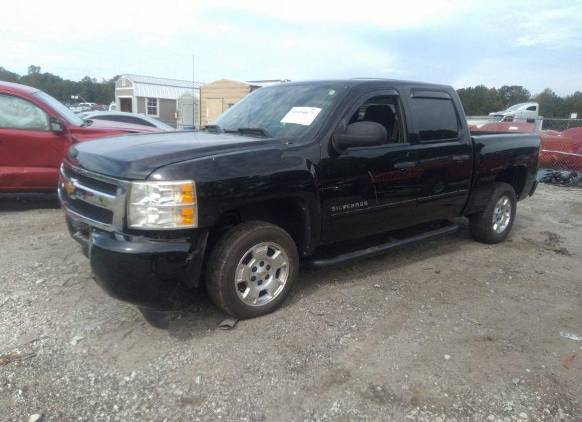 Photo 2 of 2010 Chevrolet Silverado 1500 LT (VIN 3GCRCSEAXAG156054)