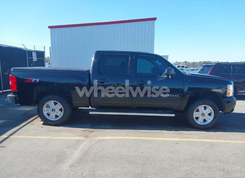Photo 13 of 2010 Chevrolet Silverado 1500 LTZ (VIN 3GCRCTE07AG275788)