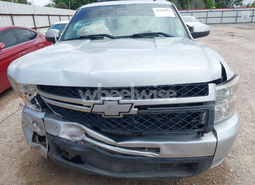 Photo 12 of 2010 Chevrolet Silverado 1500 LTZ (VIN 3GCRCTE09AG270009)