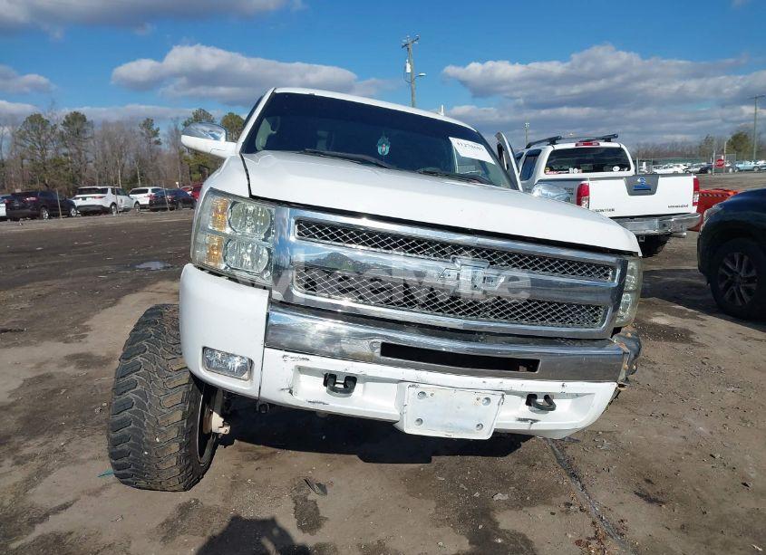 Photo 11 of 2010 Chevrolet Silverado 1500 LS (VIN 3GCRKREA0AG162148)