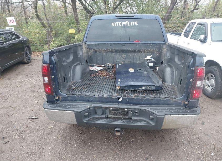 Photo 16 of 2010 Chevrolet Silverado 1500 LS (VIN 3GCRKREA1AG233468)