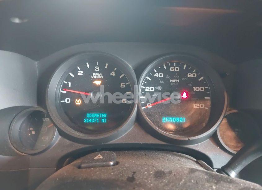 Photo 7 of 2010 Chevrolet Silverado 1500 LS (VIN 3GCRKREA4AG218950)