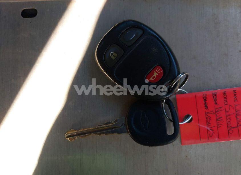 Photo 11 of 2010 Chevrolet Silverado 1500 LS (VIN 3GCRKREA5AG291325)