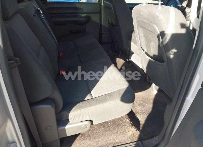 Photo 8 of 2010 Chevrolet Silverado 1500 LS (VIN 3GCRKREA5AG291325)