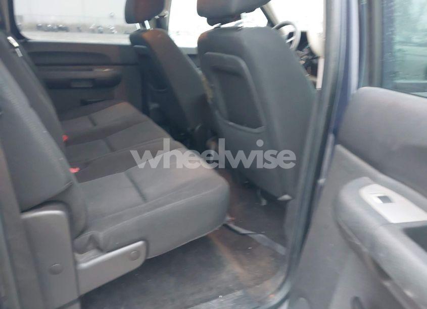 Photo 8 of 2010 Chevrolet Silverado 1500 LS (VIN 3GCRKREA6AG140302)