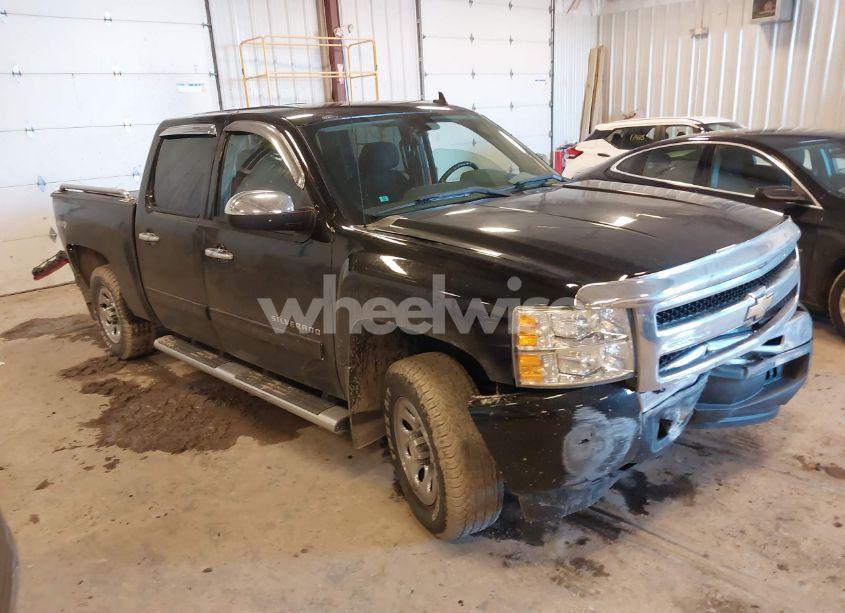 2010 Chevrolet Silverado 1500 LS (VIN 3GCRKREA6AG199138) main photo