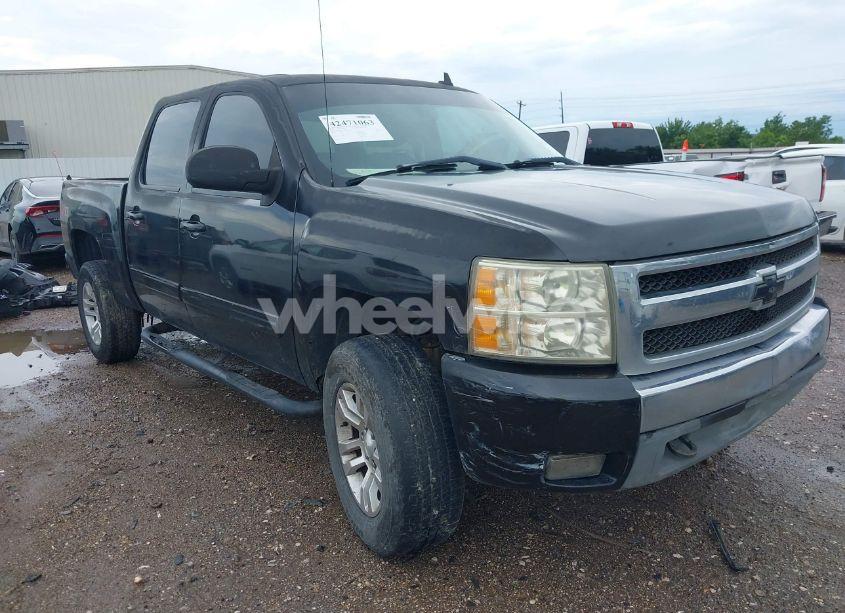 2010 Chevrolet Silverado 1500 LT (VIN 3GCRKSE30AG114478) main photo
