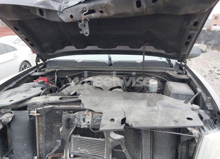 Photo 10 of 2010 Chevrolet Silverado 1500 LT (VIN 3GCRKSE31AG114733)