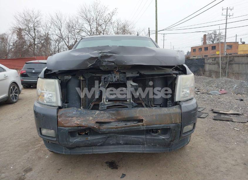 Photo 12 of 2010 Chevrolet Silverado 1500 LT (VIN 3GCRKSE31AG114733)