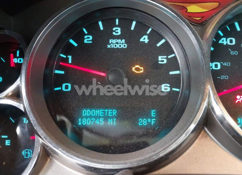 Photo 7 of 2010 Chevrolet Silverado 1500 LT (VIN 3GCRKSE31AG114733)