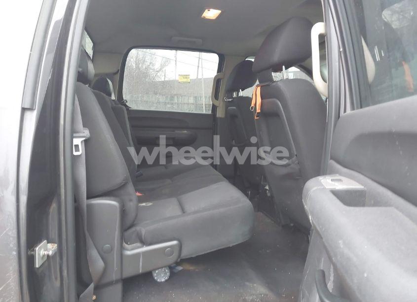 Photo 8 of 2010 Chevrolet Silverado 1500 LT (VIN 3GCRKSE31AG114733)