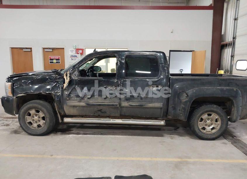 Photo 14 of 2010 Chevrolet Silverado 1500 LT (VIN 3GCRKSE31AG137168)